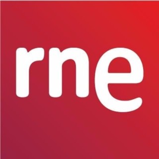 RNE Entrevista libro Social Selling Esmeralda Diaz-Aroca y David Martinez Calduch